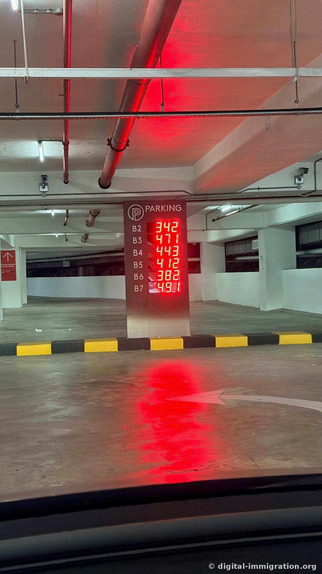 Red LED parking availability sign at Genting underground parking entrance showing B2 342 B3 471 B4 443 B5 412 B6 382 B7 491